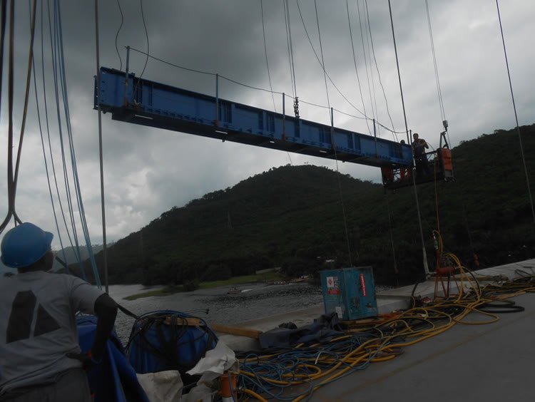 Adomi Bridge – Bild 5